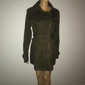 Paris Blues Large olive trench coat with zipper